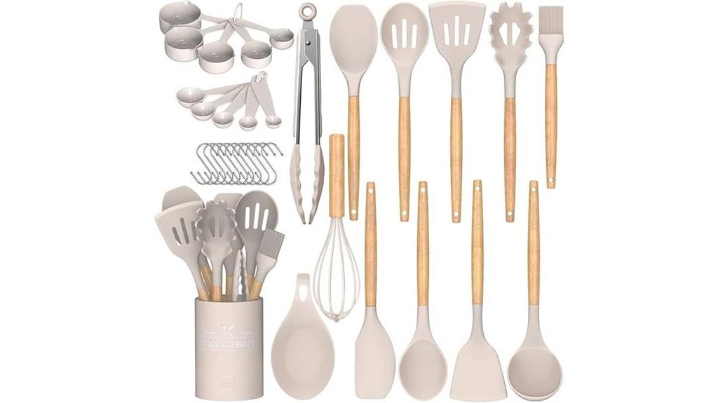 complete 33 piece utensil set